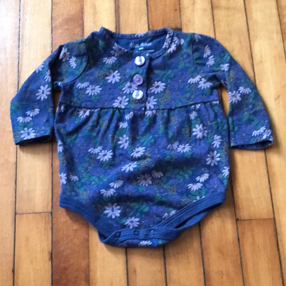 okie dokie Other - Okie Dokie Long Sleeved Onesie Size 6 Months